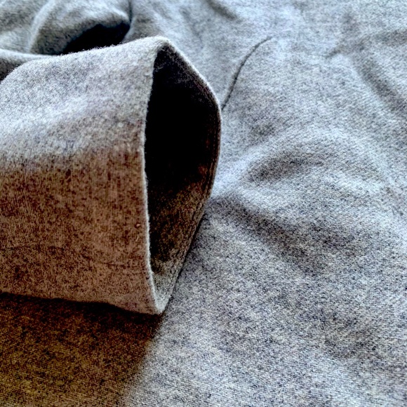 Wool Top - Picture 2 of 3